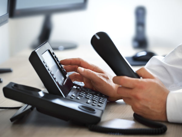 6 Reasons Why You Need to Use Contact Management Software